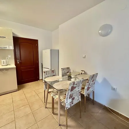 Apartman двухкомнатный